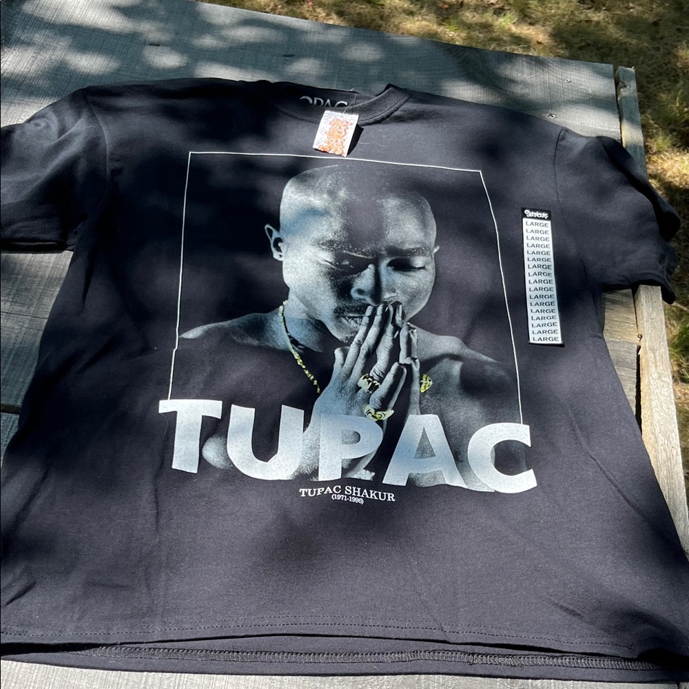 Black TUPAC Graphic T-Shirt